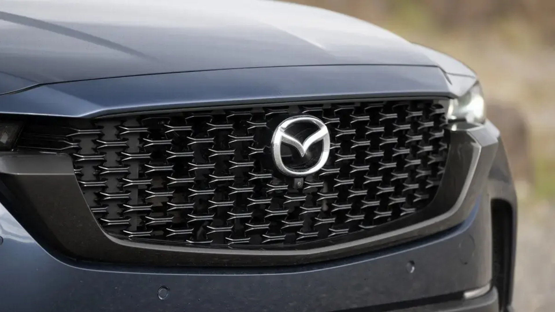 http://مزدا%20CX-50%20HEV%20مدل%20۲۰۲۵%20جانبازی