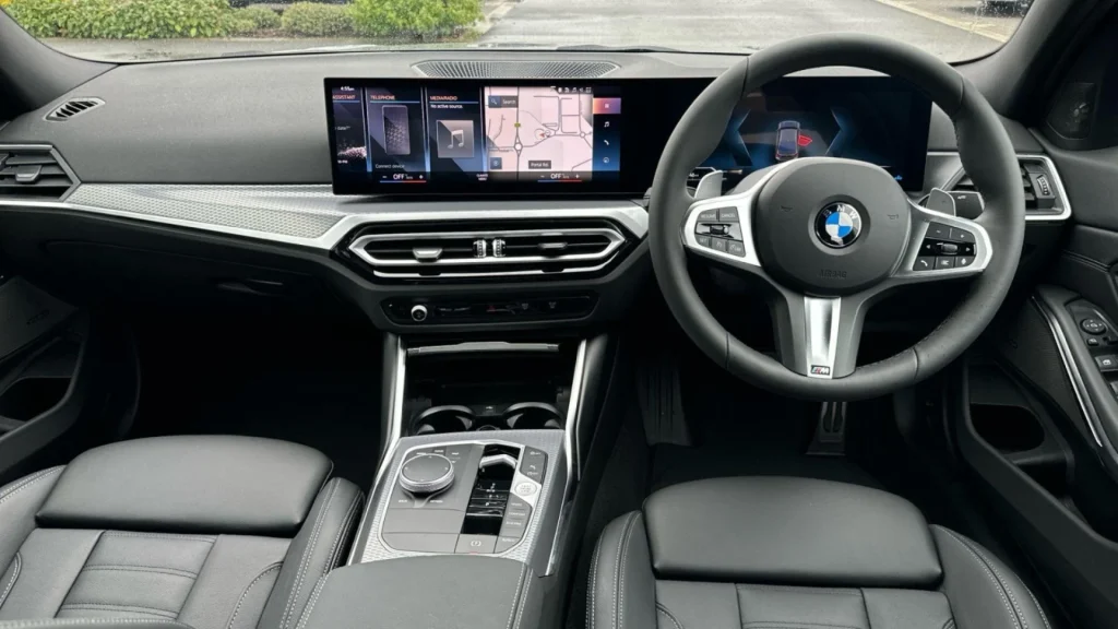 بی ام و 320i