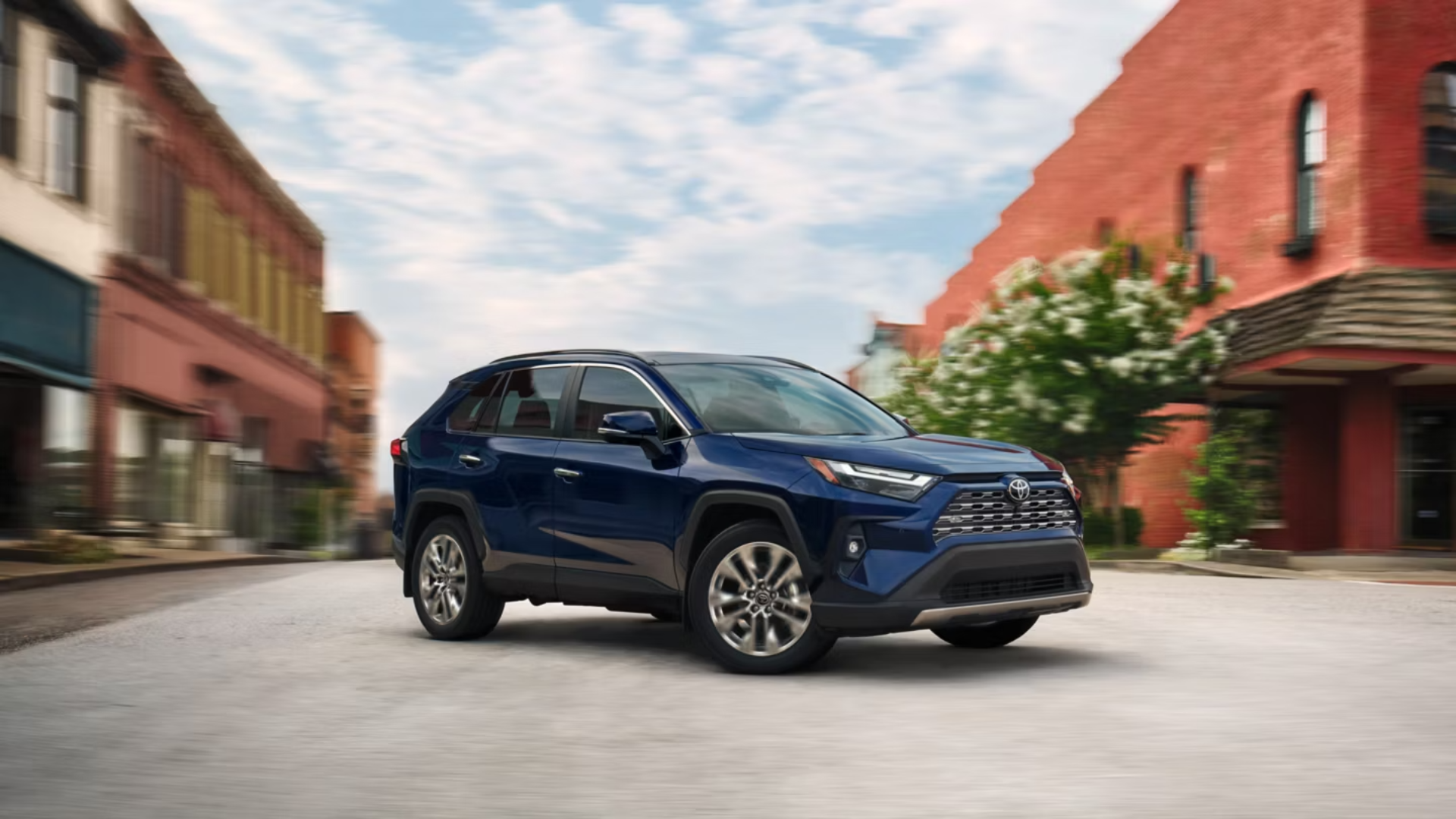 http://تویوتا%20RAV4%202L